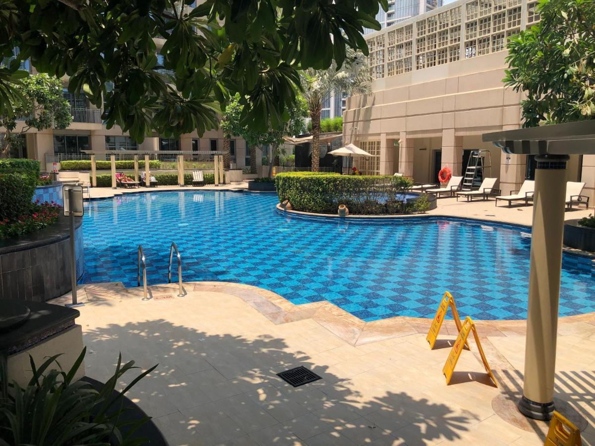 Ultimate Stay / 4 Beds / Burj Khalifa View Dubaj Kültér fotó