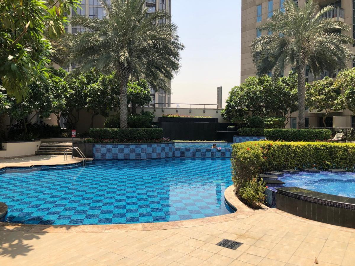 Ultimate Stay / 4 Beds / Burj Khalifa View Dubaj Kültér fotó